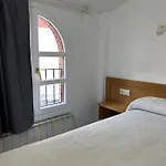Zeus Guest house 2*
