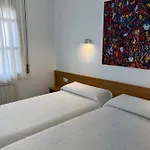 Guest house Zeus 2*