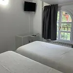 Zeus Guest house 2*